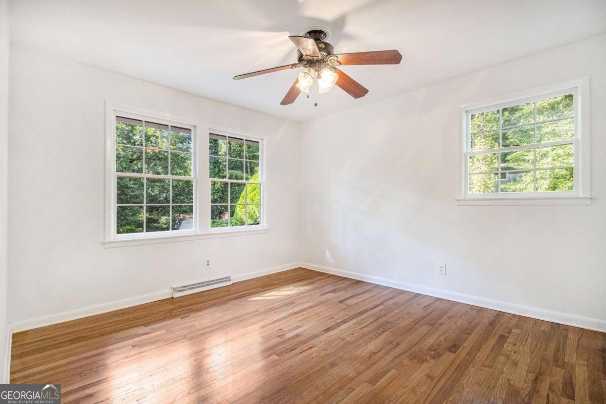 3439 Heartwood Lane Atlanta - 25