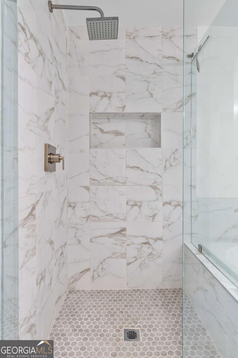 3235 Roswell Road Atlanta - 22