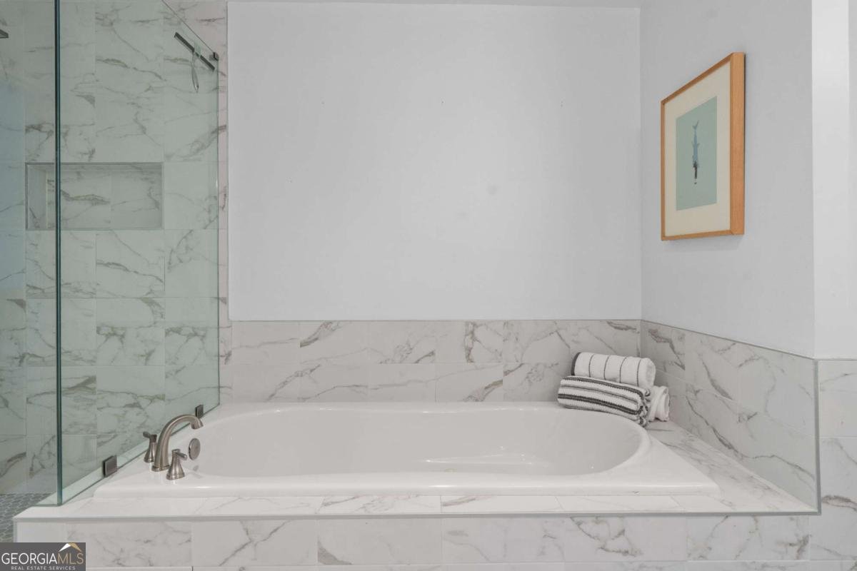 3235 Roswell Road Atlanta - 24