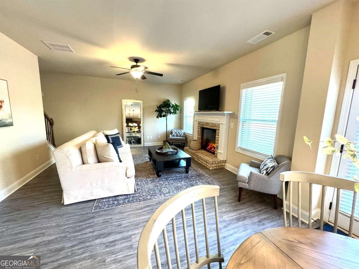 5631 Laney Drive Rex - 10