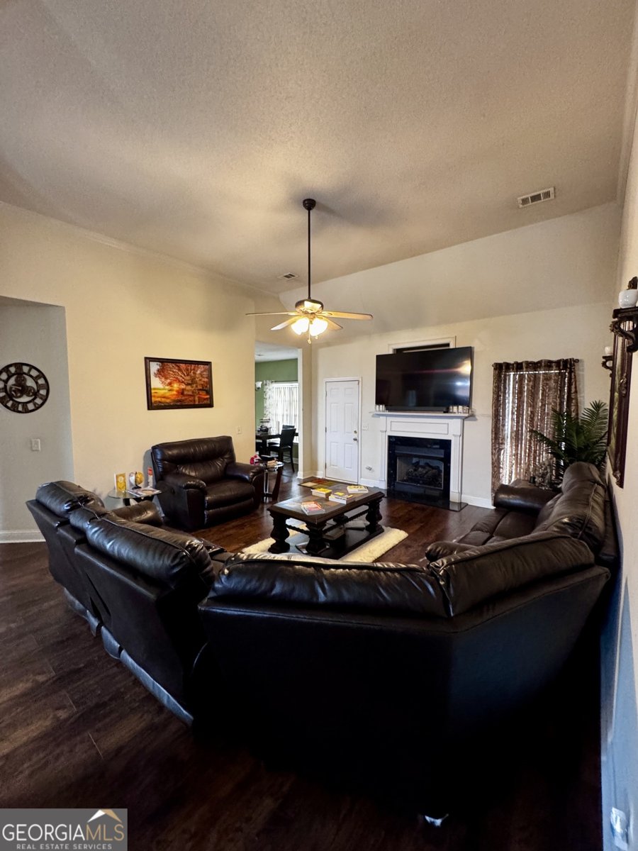 108 Manchester LN. Byron - 6
