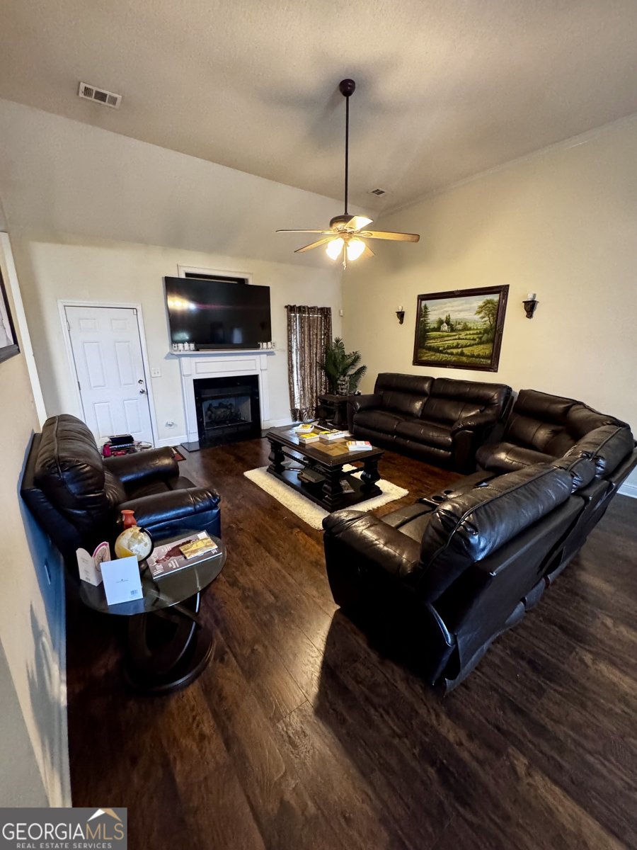 108 Manchester LN. Byron - 7