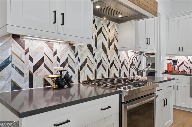 6425 Halcyon Way Alpharetta - 6