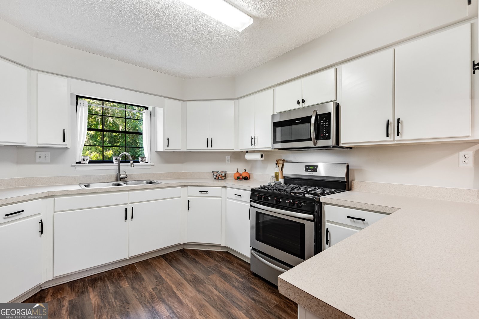 511 10th Street Woodbine - 3