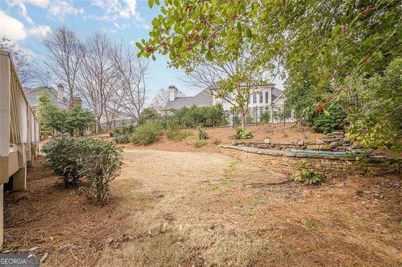 5825 LAUREL OAK Drive Suwanee - 21