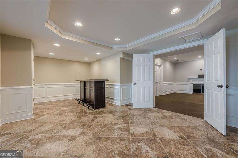 5825 LAUREL OAK Drive Suwanee - 39