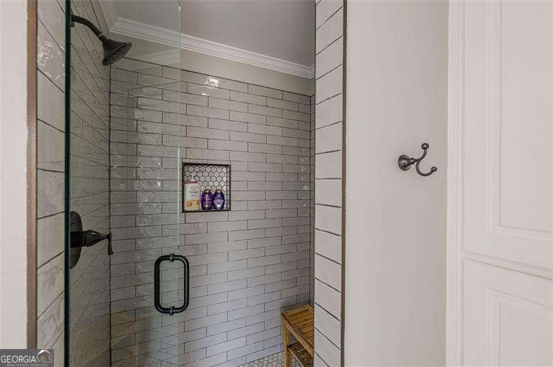 5825 LAUREL OAK Drive Suwanee - 5
