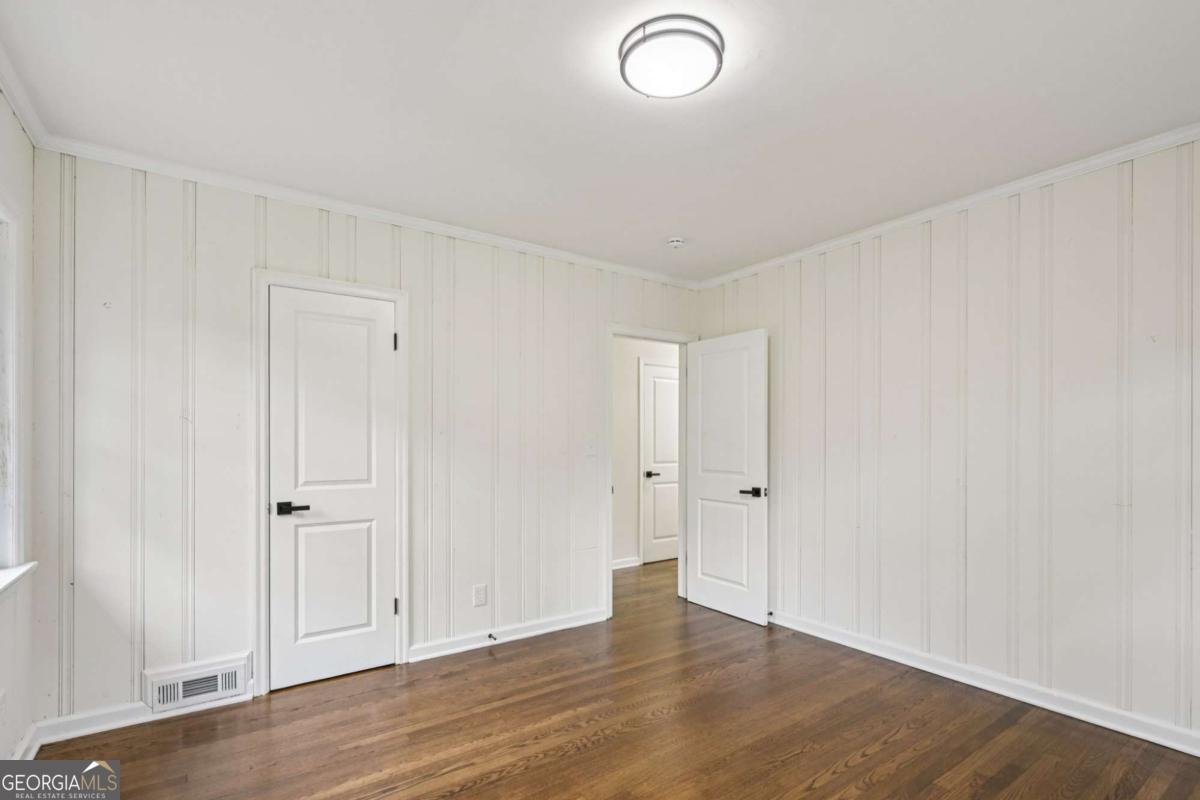 1343 Downs Drive Atlanta - 27