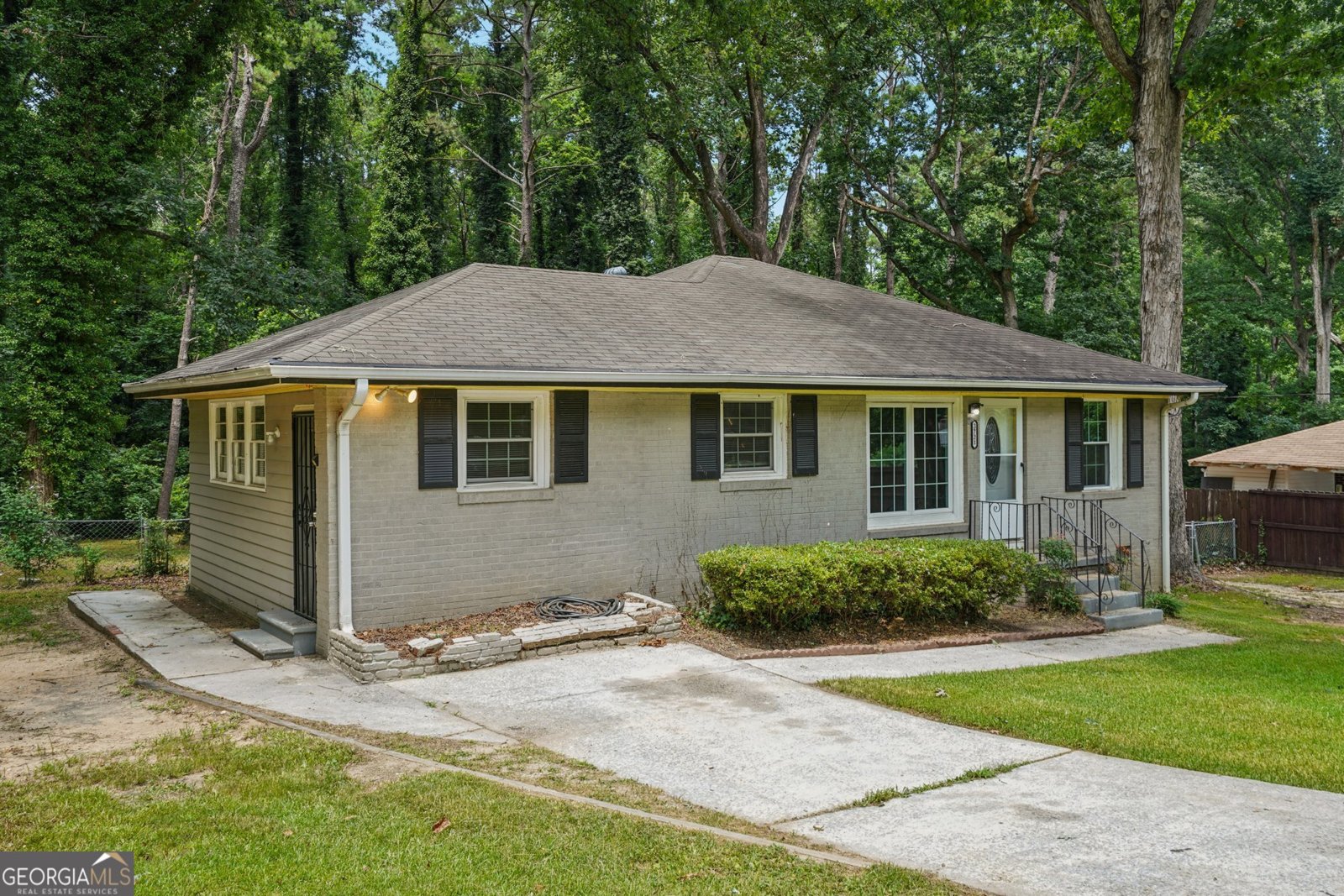 3721 Hill Acres Road Atlanta - 3