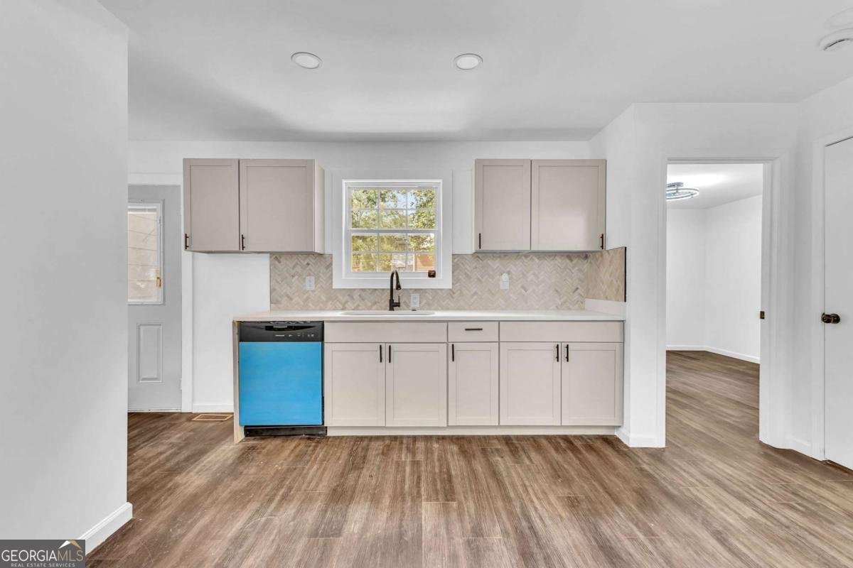 388 Sargent Drive Atlanta - 1