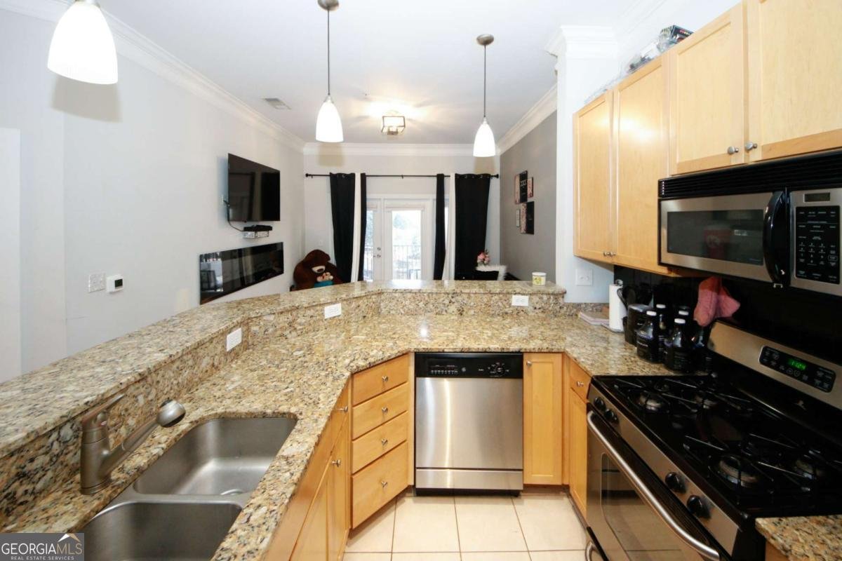 799 Hammond Drive Atlanta - 17