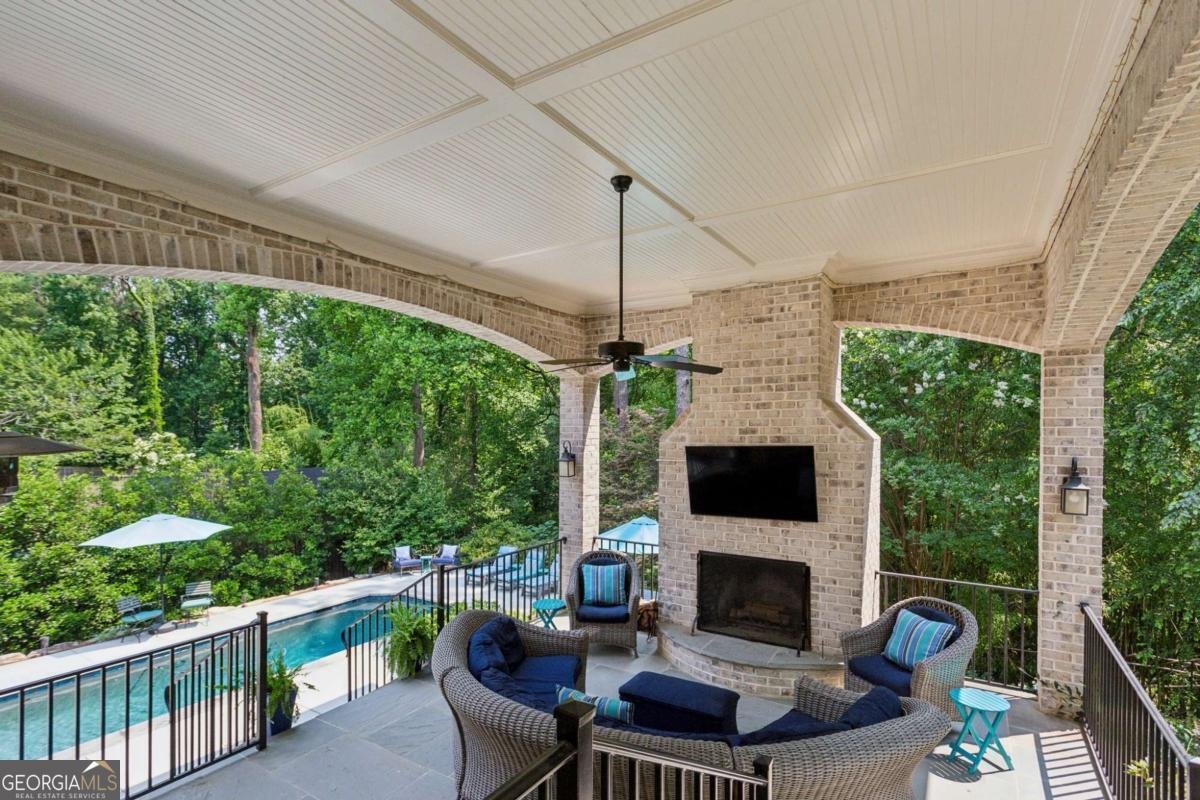 2115 Howell Mill Road Atlanta - 13
