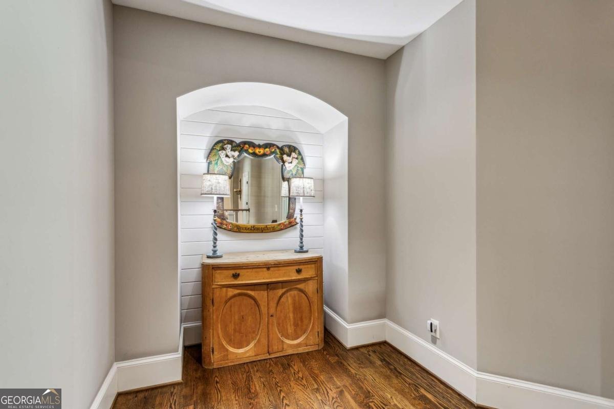 2115 Howell Mill Road Atlanta - 23