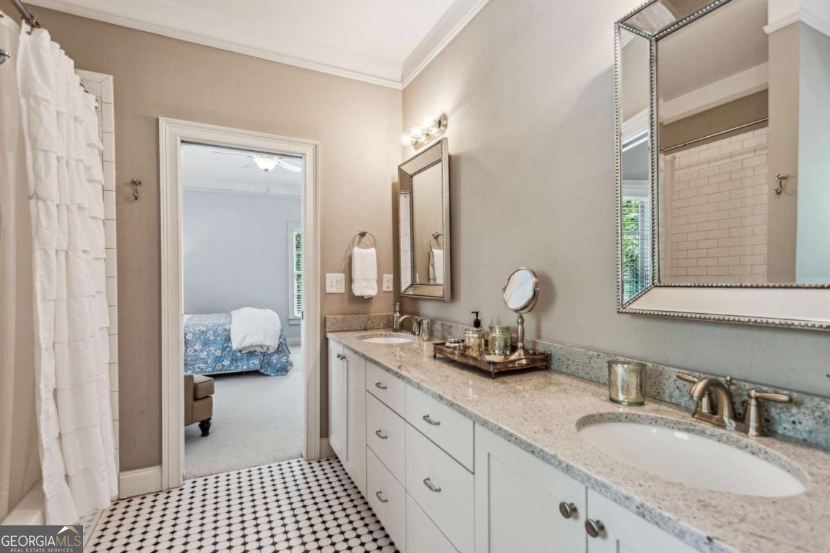 2115 Howell Mill Road Atlanta - 35