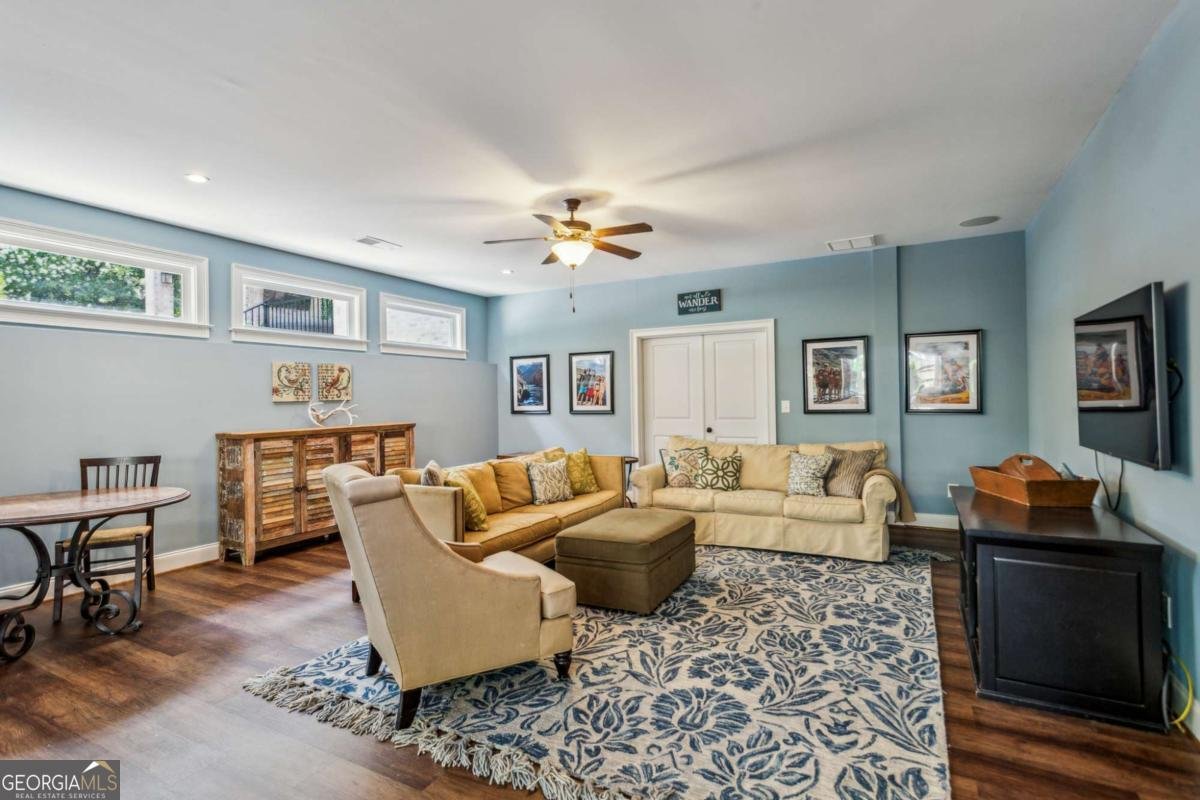 2115 Howell Mill Road Atlanta - 40