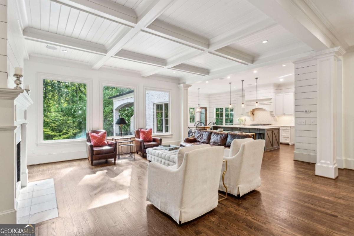 2115 Howell Mill Road Atlanta - 5