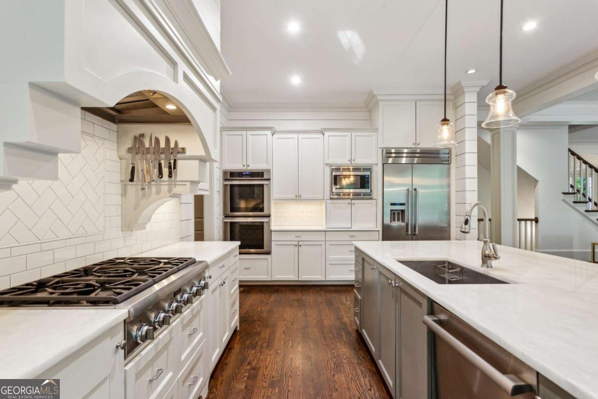2115 Howell Mill Road Atlanta - 9