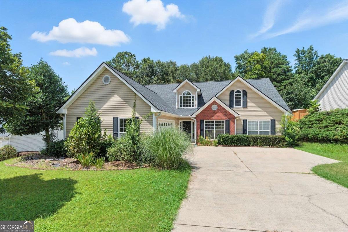 7012 Litany Court Flowery Branch - 1