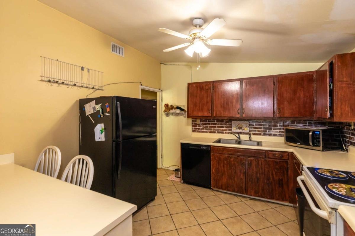 1009 Baltimore Avenue Waycross - 9