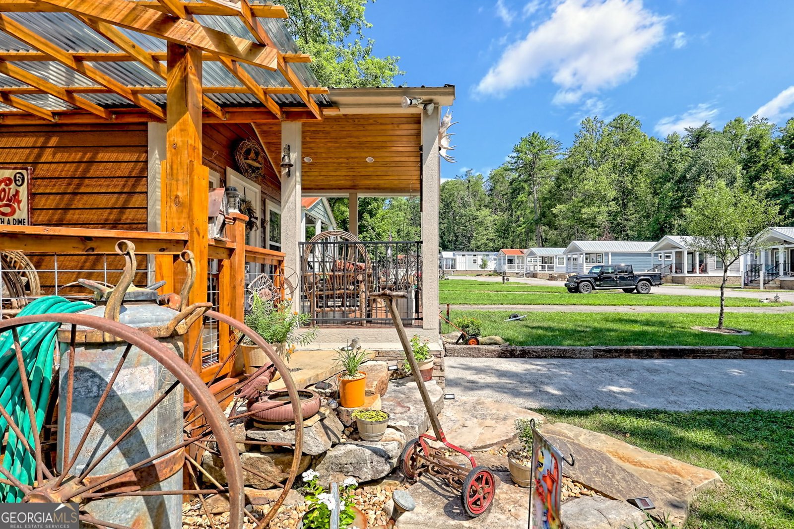 4960 Laurel Lodge Road Clarkesville - 4