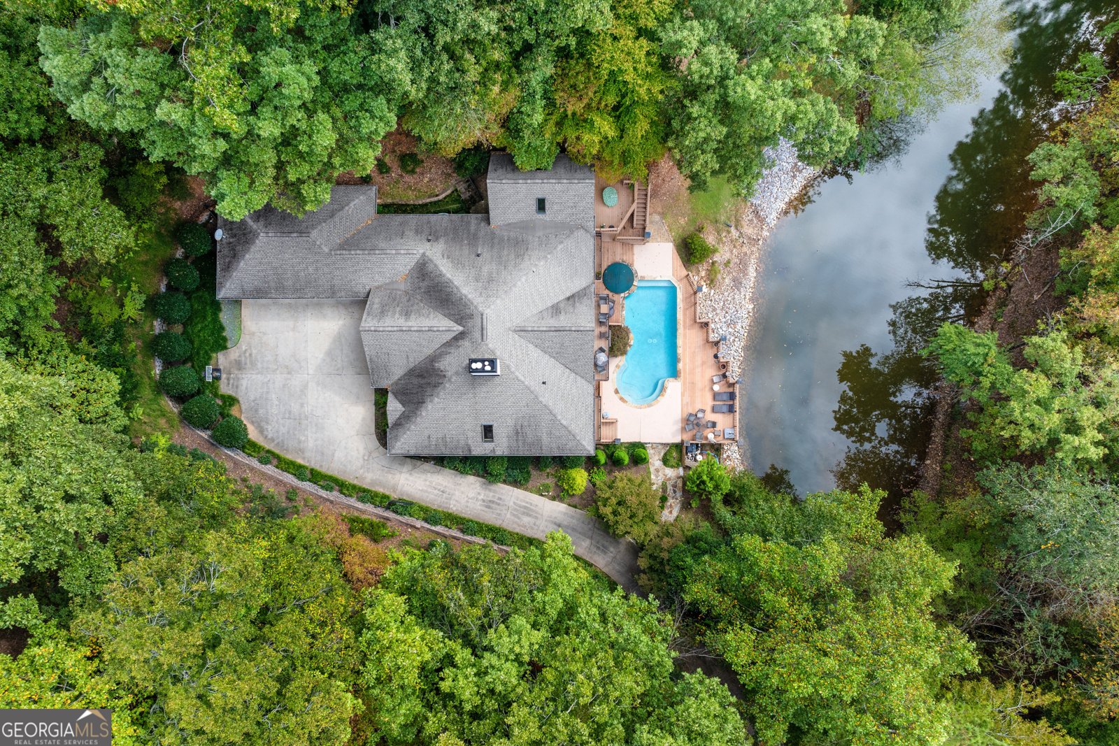 955 Lake Drive Gainesville - 46
