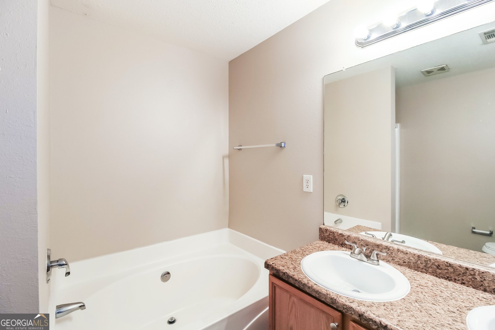1119 Saint Phillips Court Locust Grove - 15
