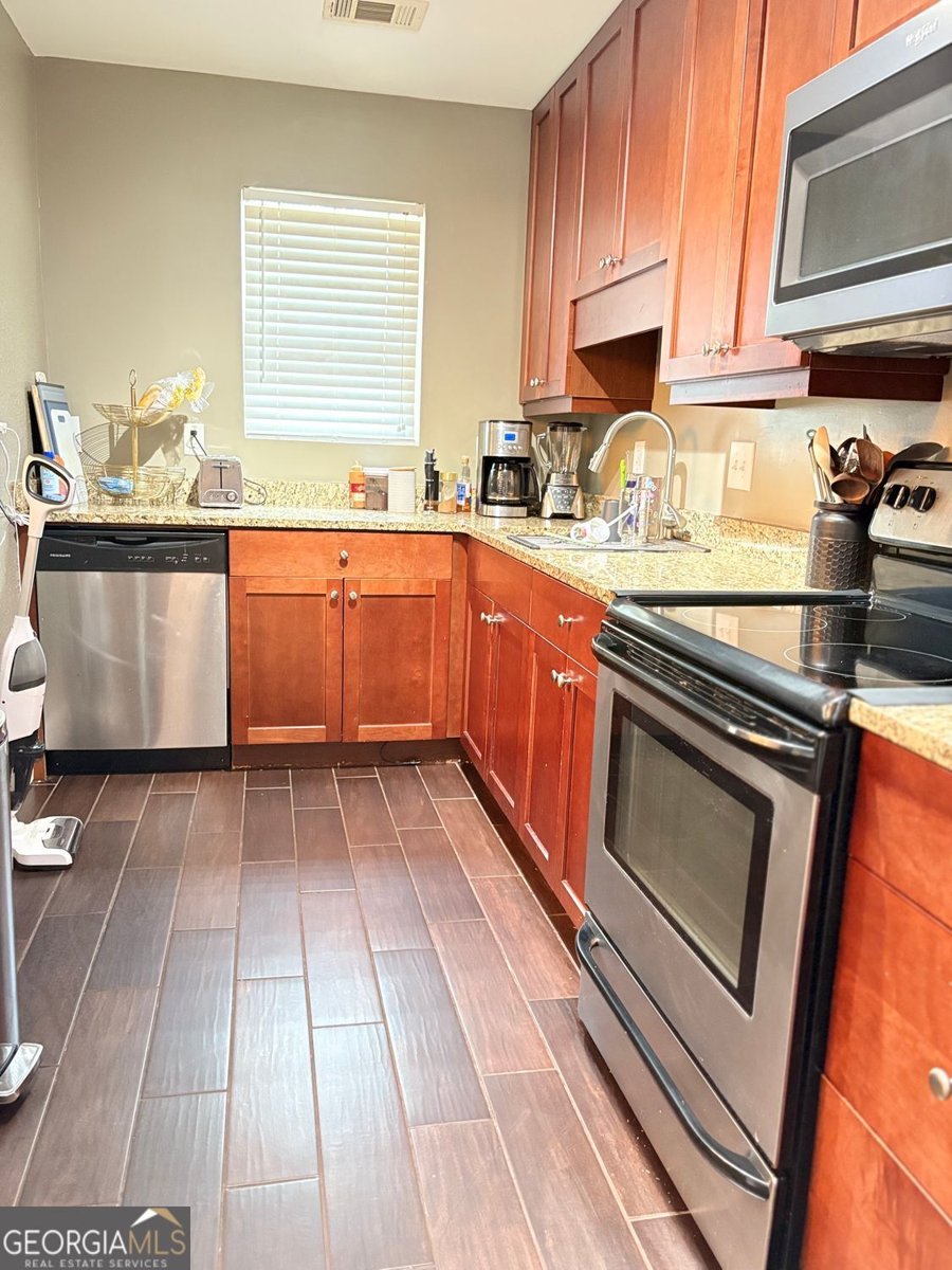 125 North River Drive Sandy Springs - 15