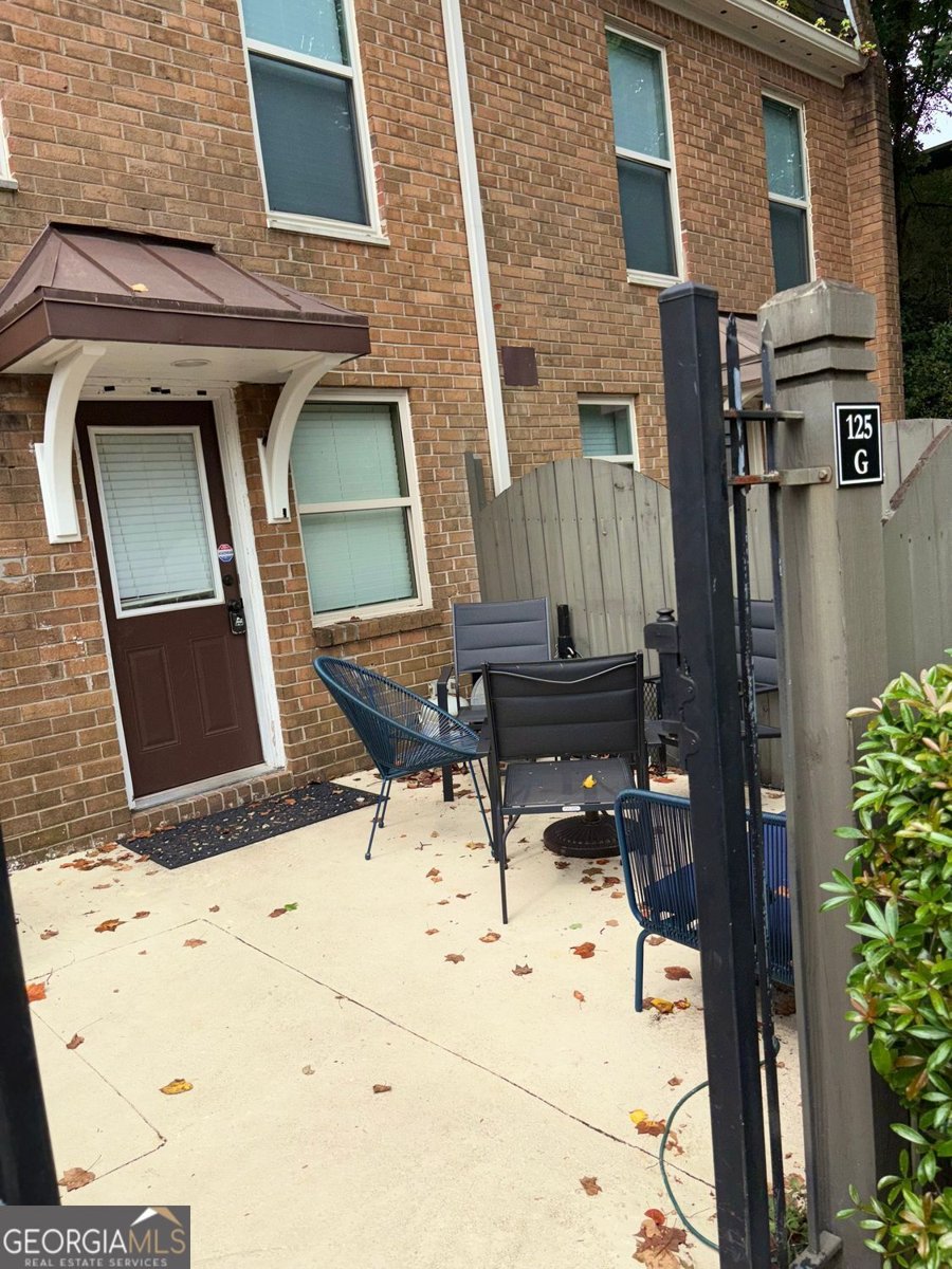125 North River Drive Sandy Springs - 9