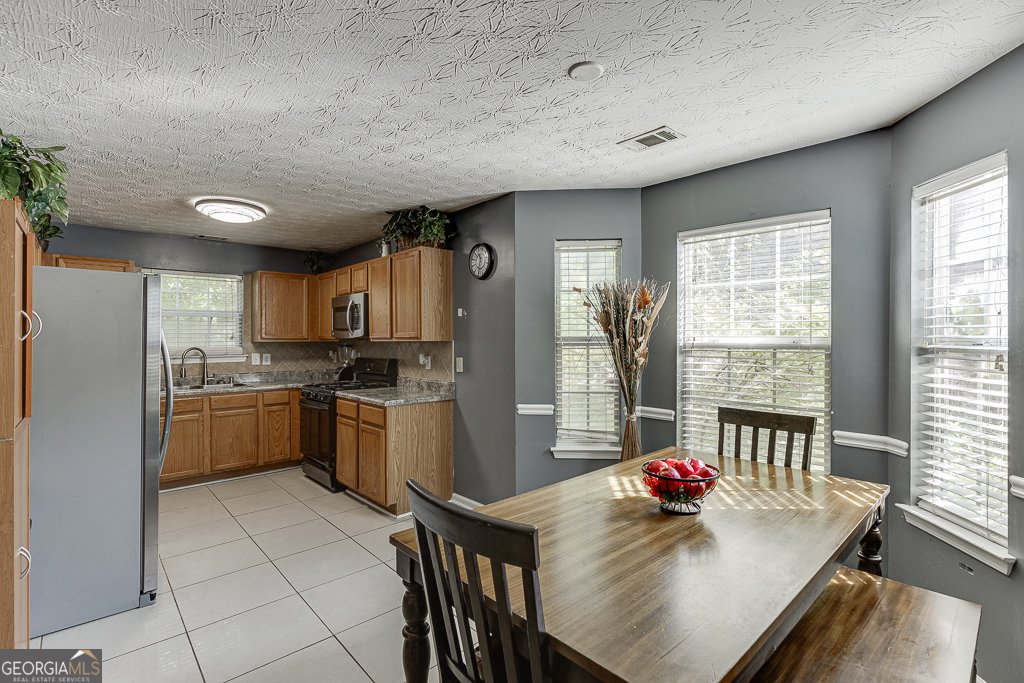 420 Townsend Bend Stockbridge - 12