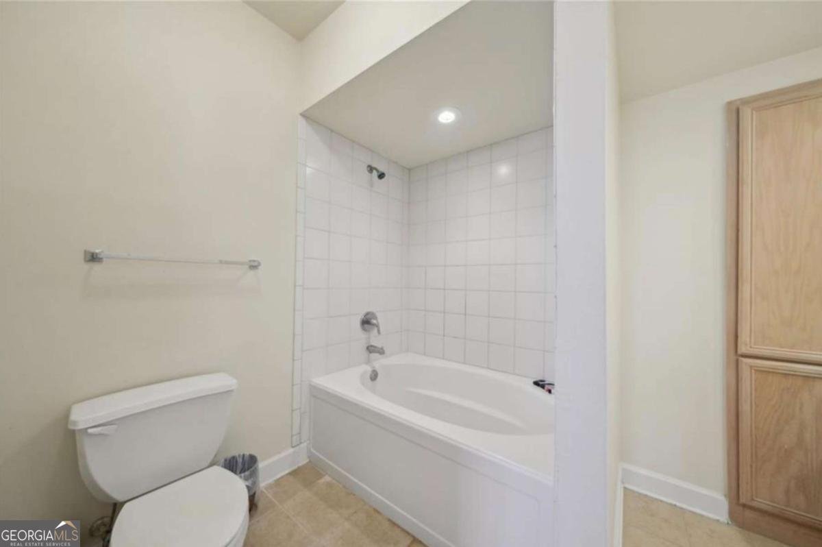 3777 Peachtree Road Atlanta - 11