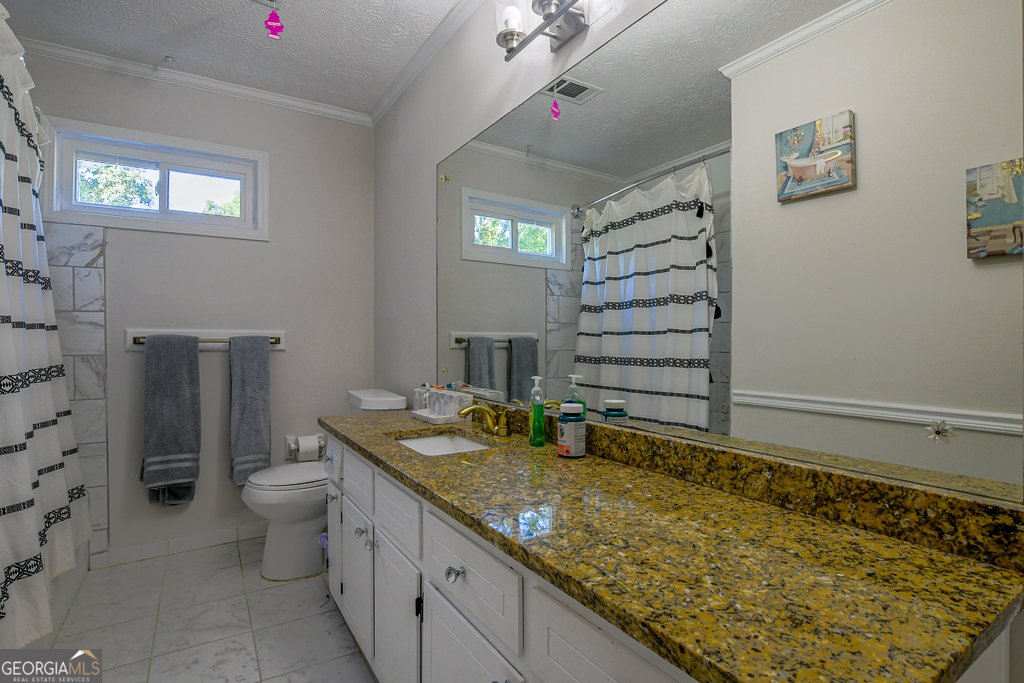 634 ROCKBOROUGH Drive Stone Mountain - 3
