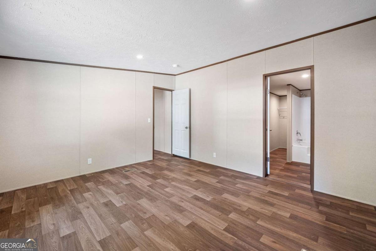 921 Marshall Fuller Rd Dallas - 18
