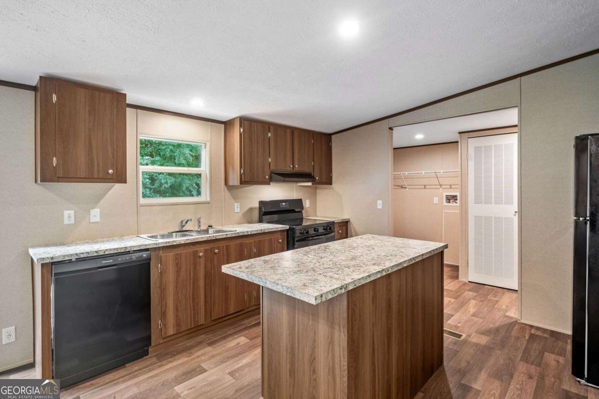 921 Marshall Fuller Rd Dallas - 2
