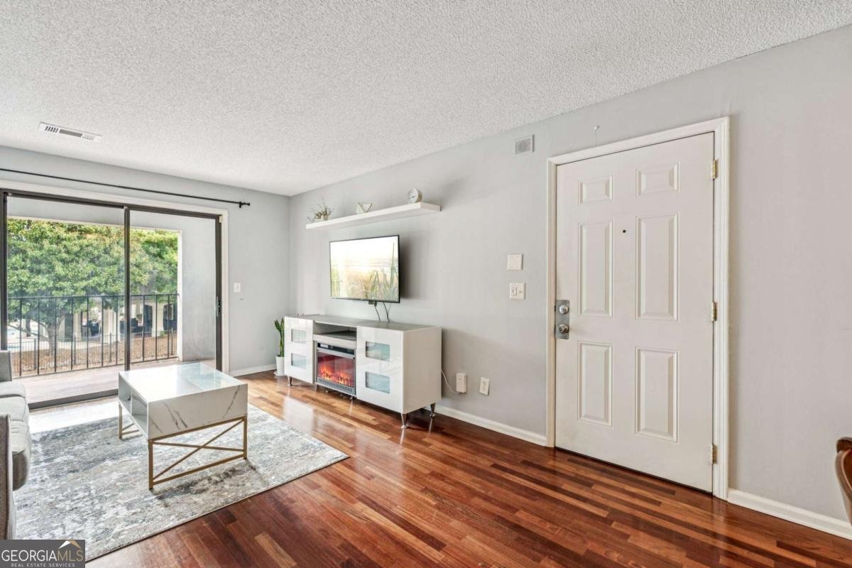 2657 Lenox Road Atlanta - 7