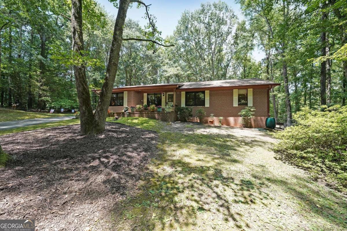 8550 High Point Road Douglasville - 2