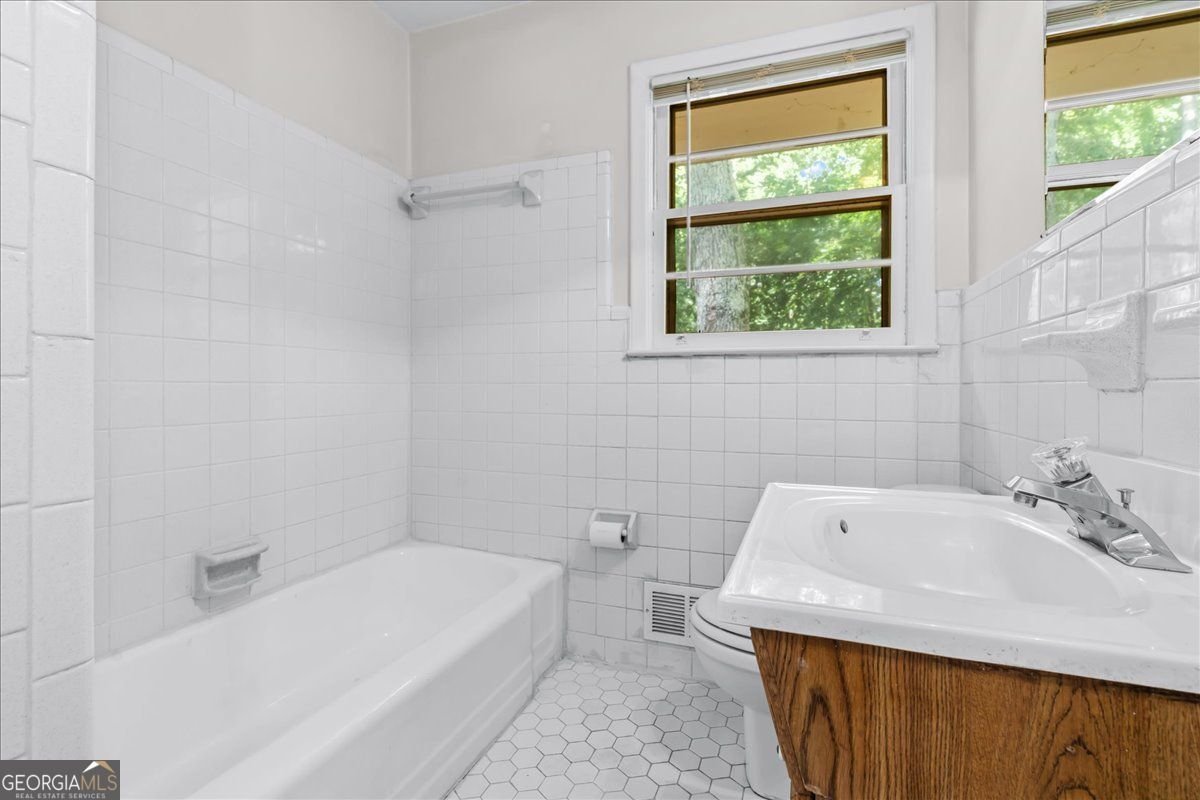 2185 Sun Valley Drive Marietta - 20