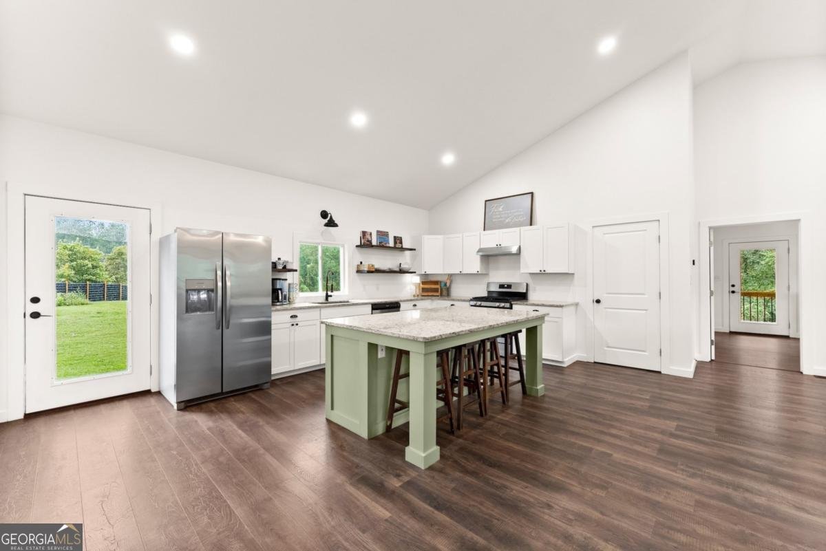 6051 Walden Road Murrayville - 14