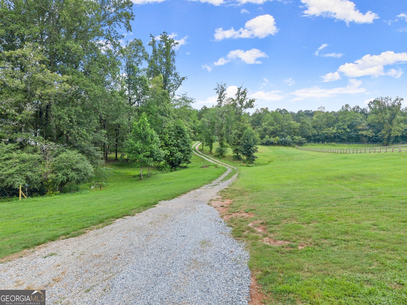 6051 Walden Road Murrayville - 63