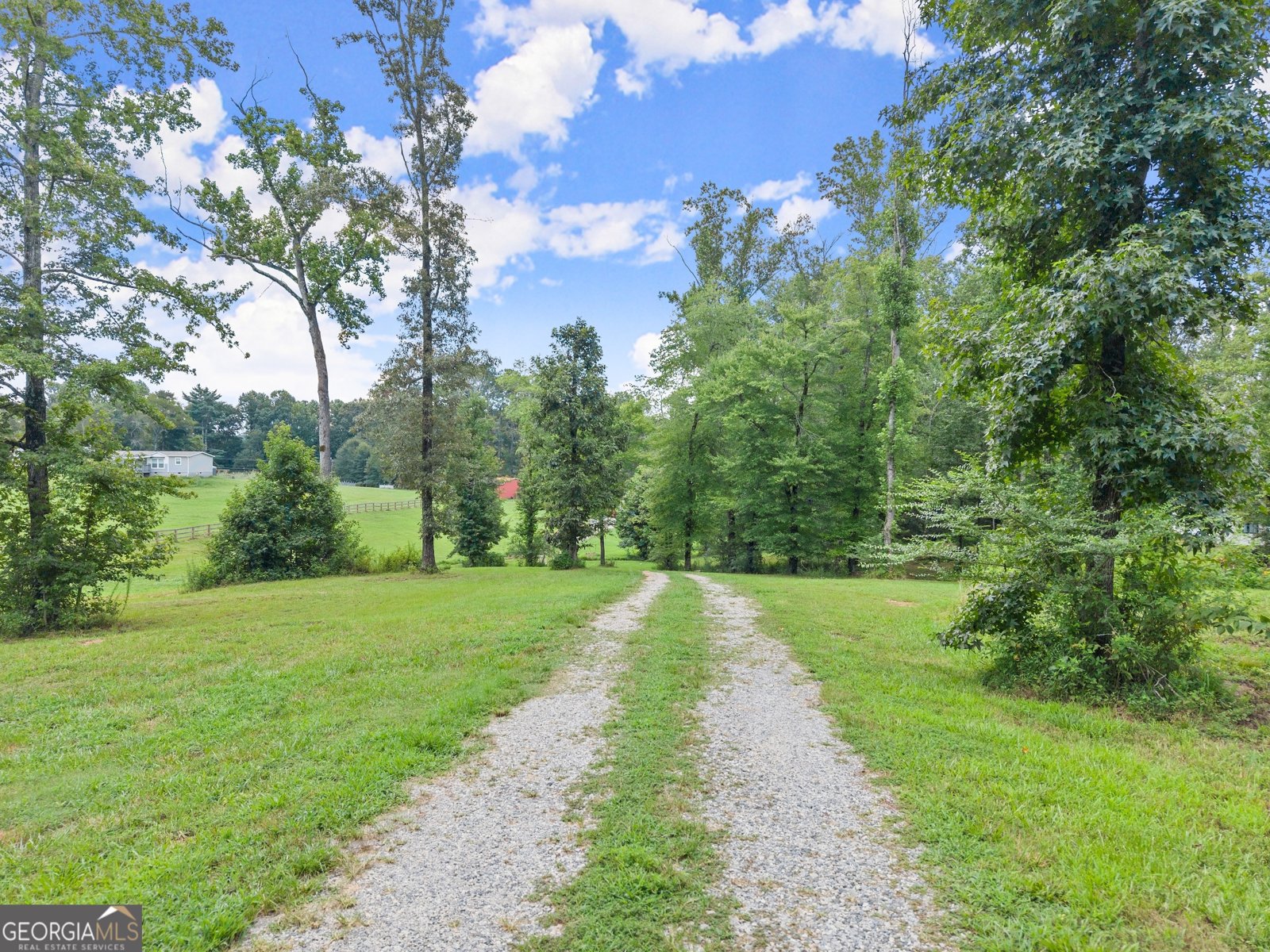 6051 Walden Road Murrayville - 67