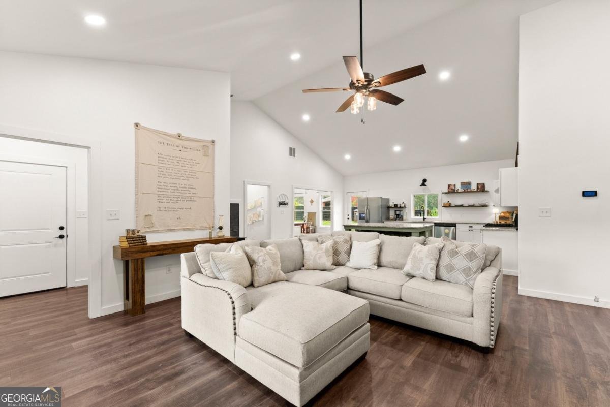 6051 Walden Road Murrayville - 7