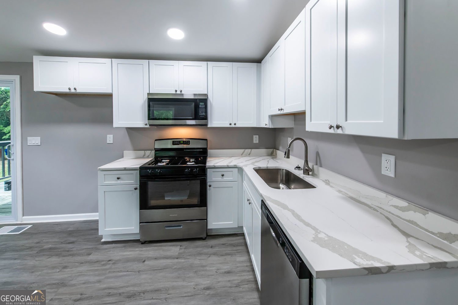 217 Harmon Avenue Carrollton - 12