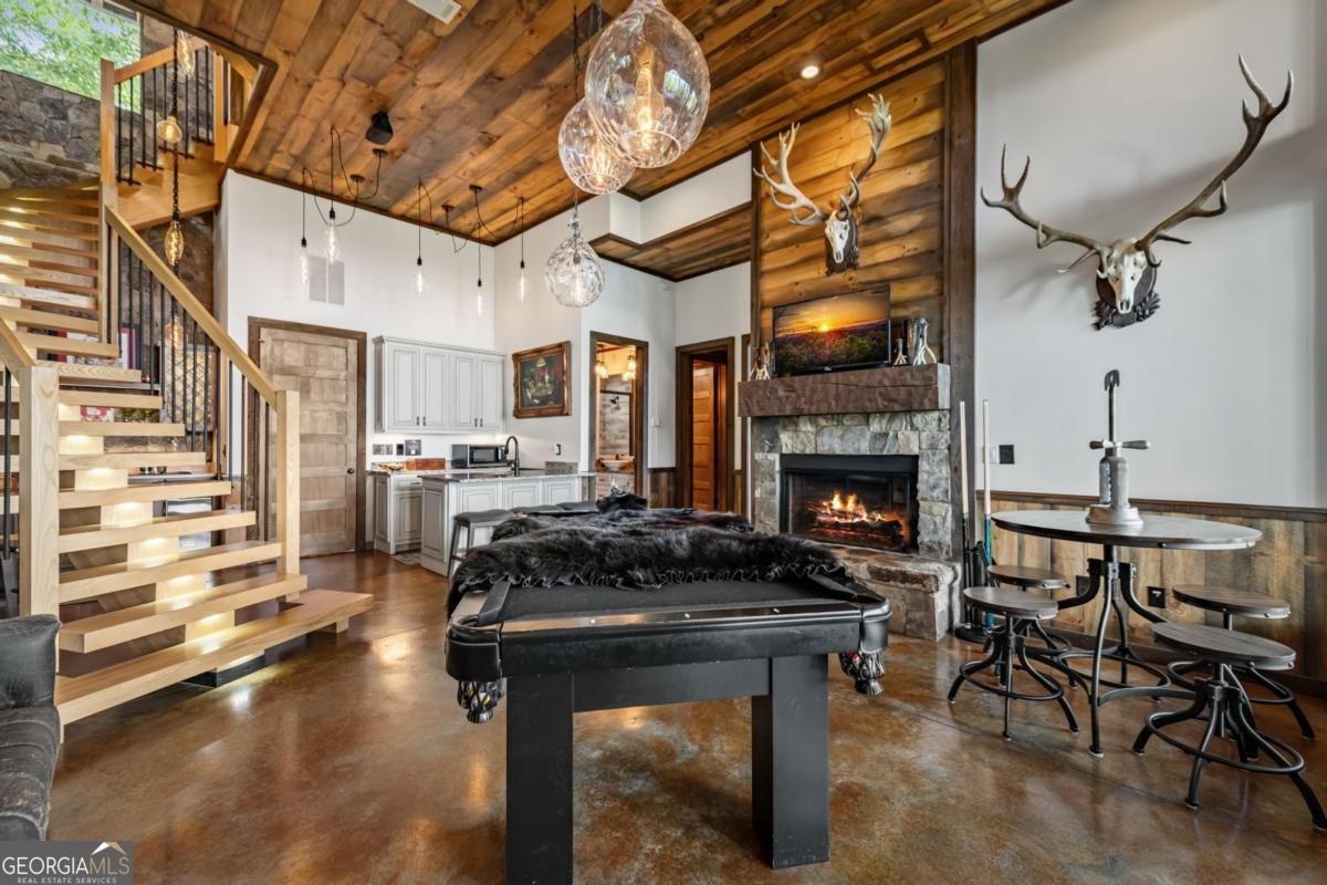 520 Overlook Drive Blue Ridge - 53