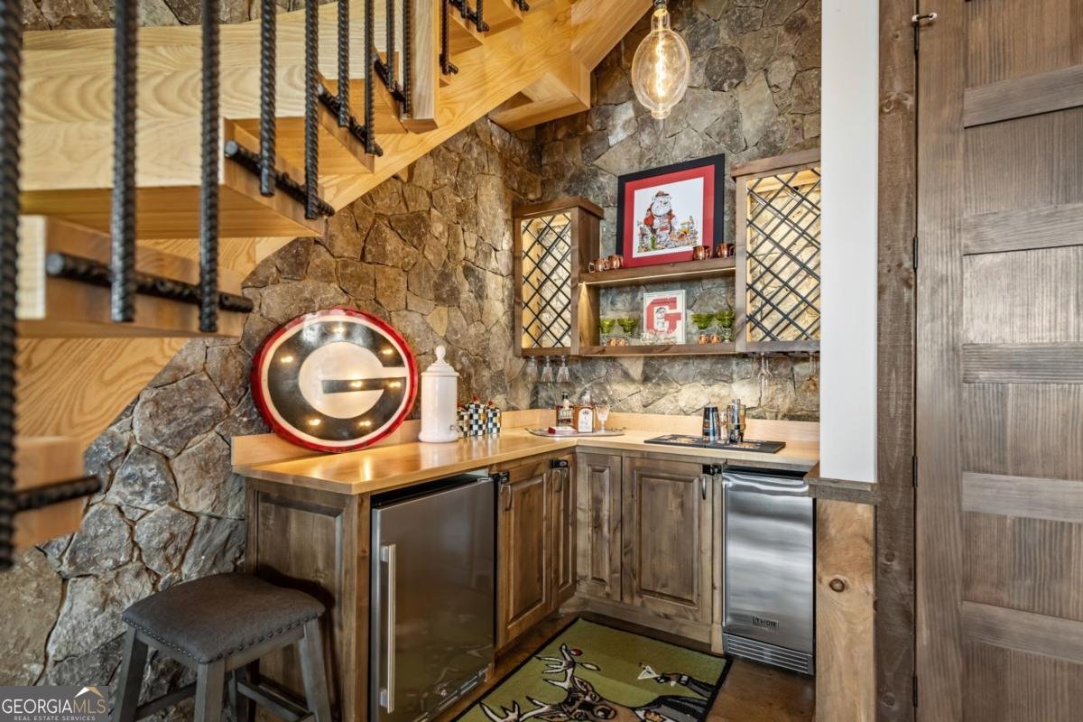 520 Overlook Drive Blue Ridge - 56