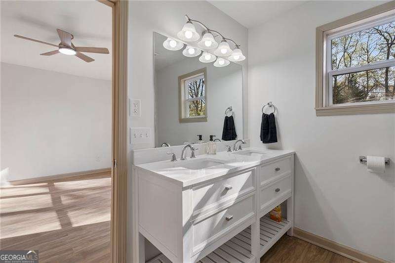 5985 Lakeside Court Gainesville - 6