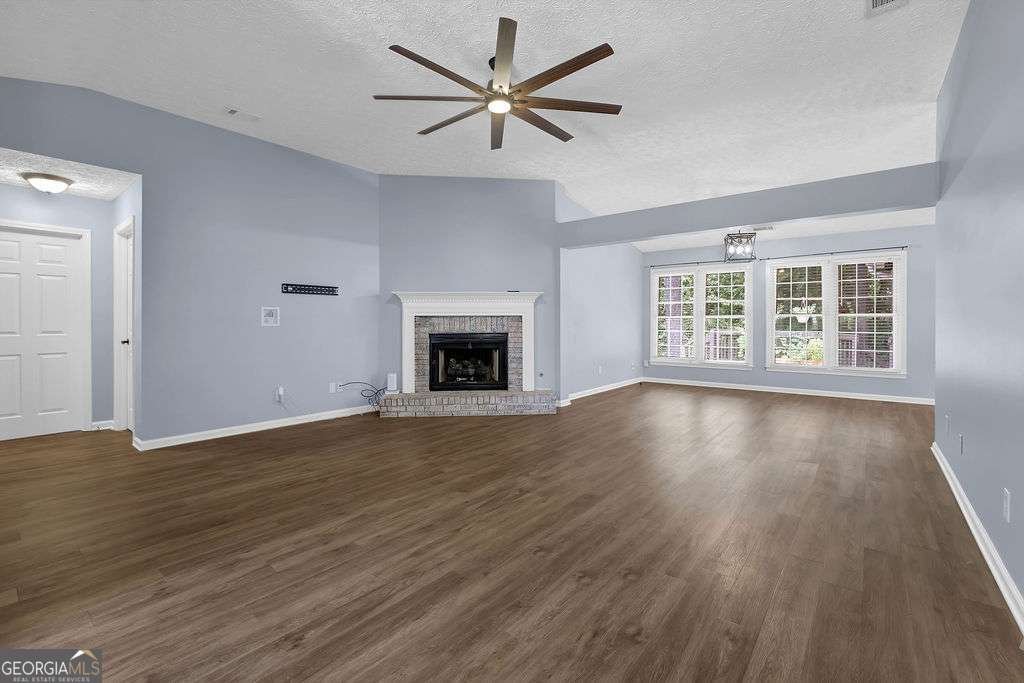 2158 Marne Glen Kennesaw - 3