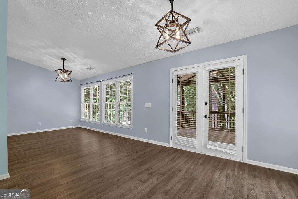 2158 Marne Glen Kennesaw - 9