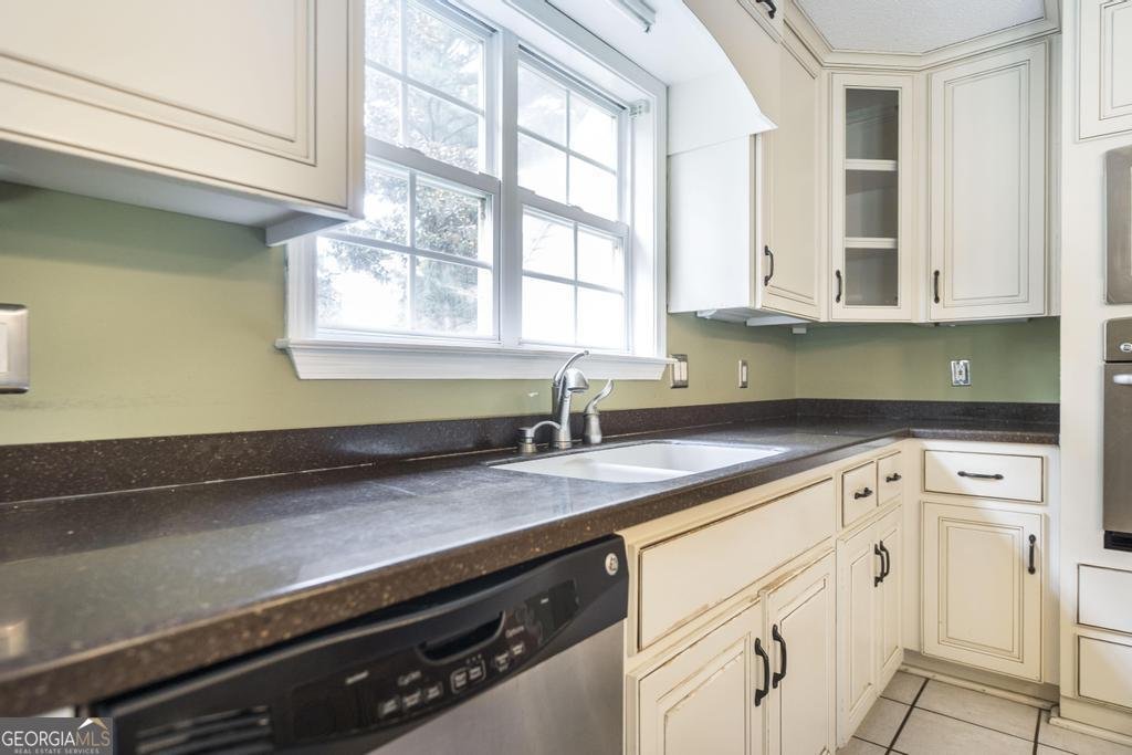 151 Bateman Lane Gray - 15