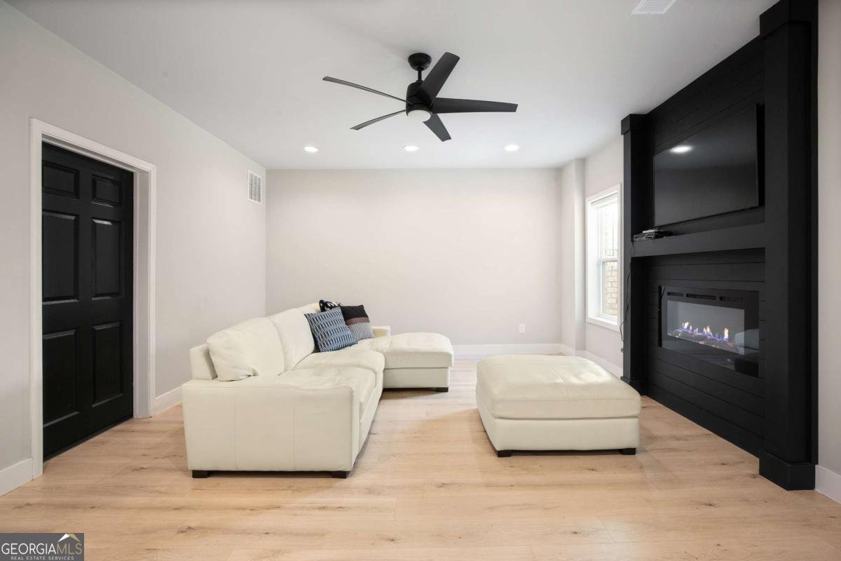 4834 Neal Ridge Atlanta - 9