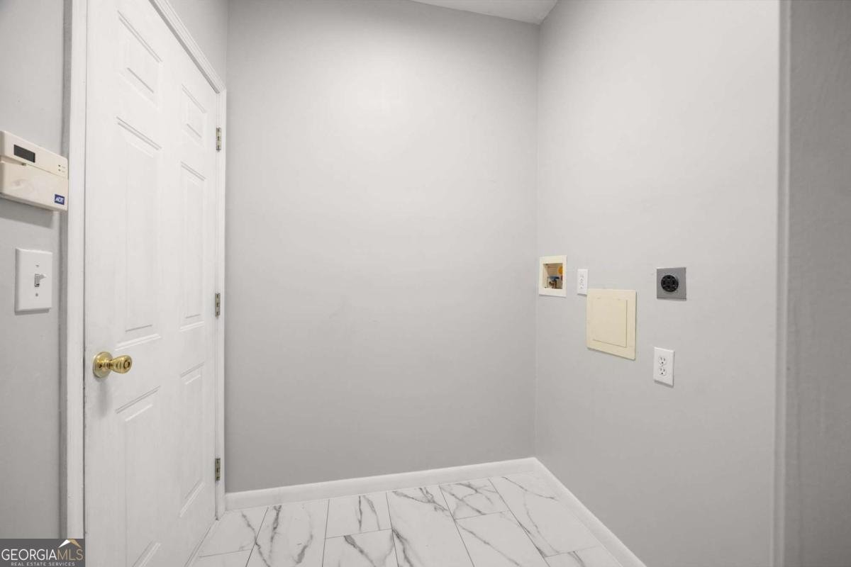 4801 Devonhurst Way Powder Springs - 2