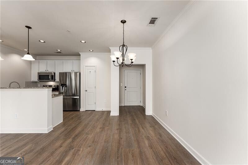 7265 Glisten Avenue Sandy Springs - 18